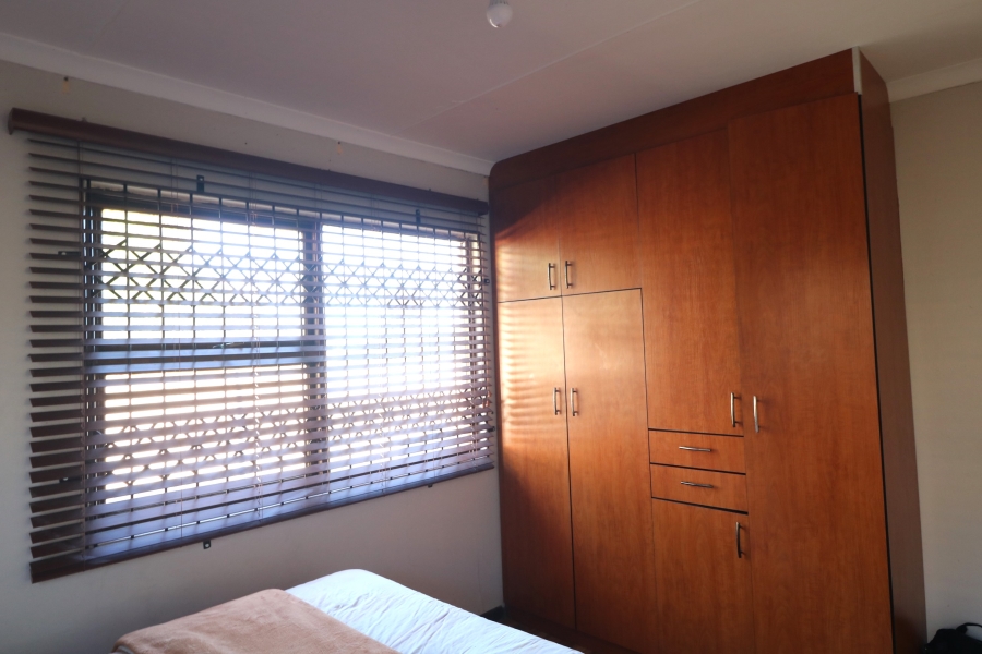 3 Bedroom Property for Sale in Sunnyridge Eastern Cape